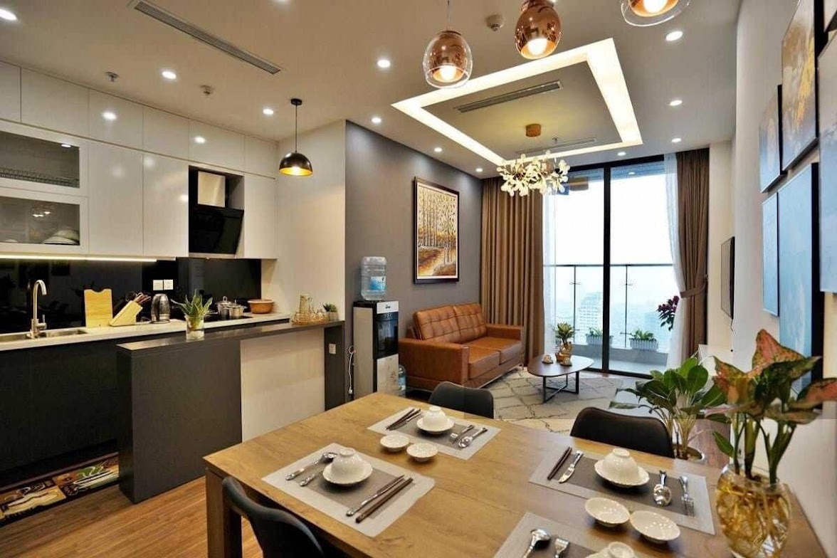 Cho thuê căn hộ chung cư 3 phòng ngủ Sun Grand City Thụy Khuê
