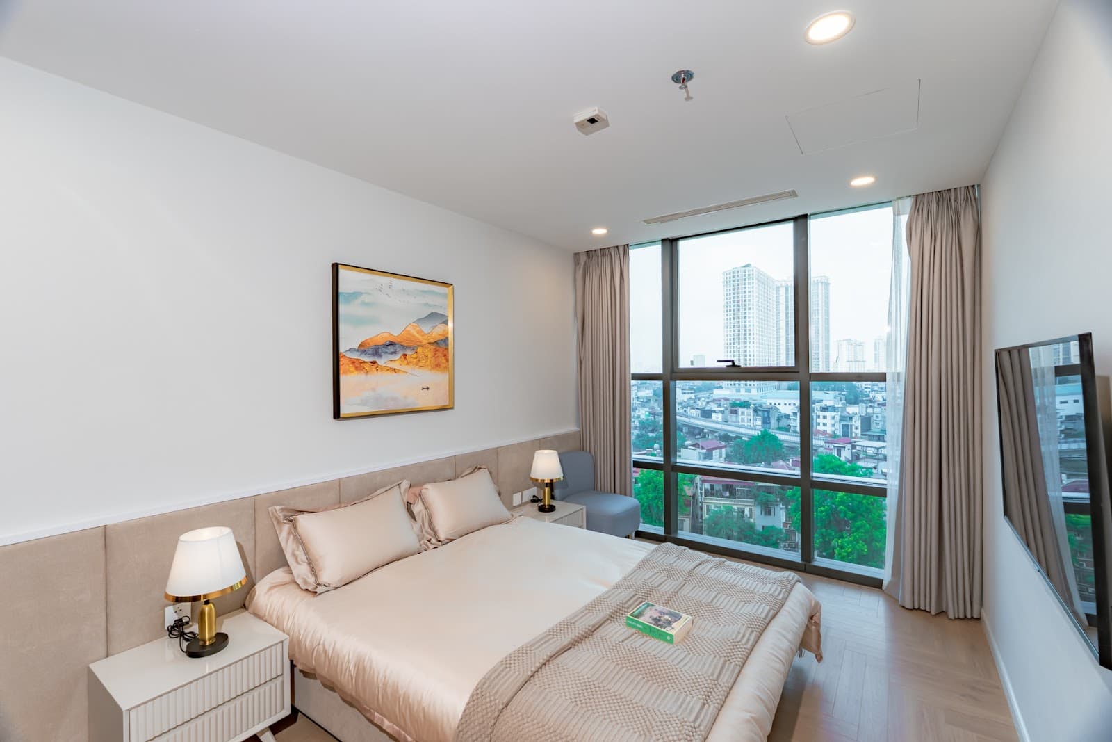 Cho thuê căn hộ 3 phòng ngủ Times Square Hà Nội