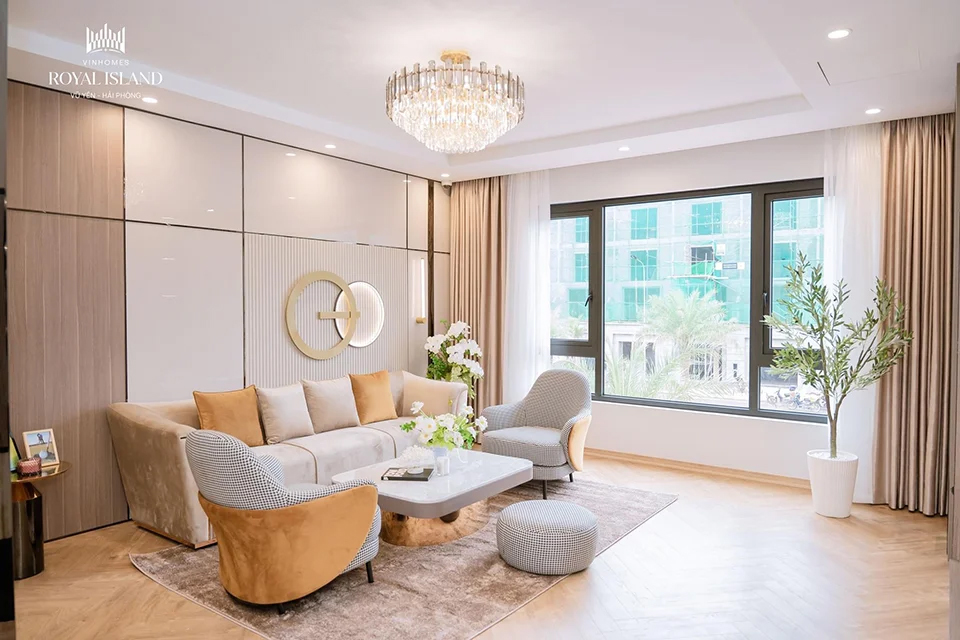 Bán căn hộ chung cư Imperia Royal Island Vũ Yên