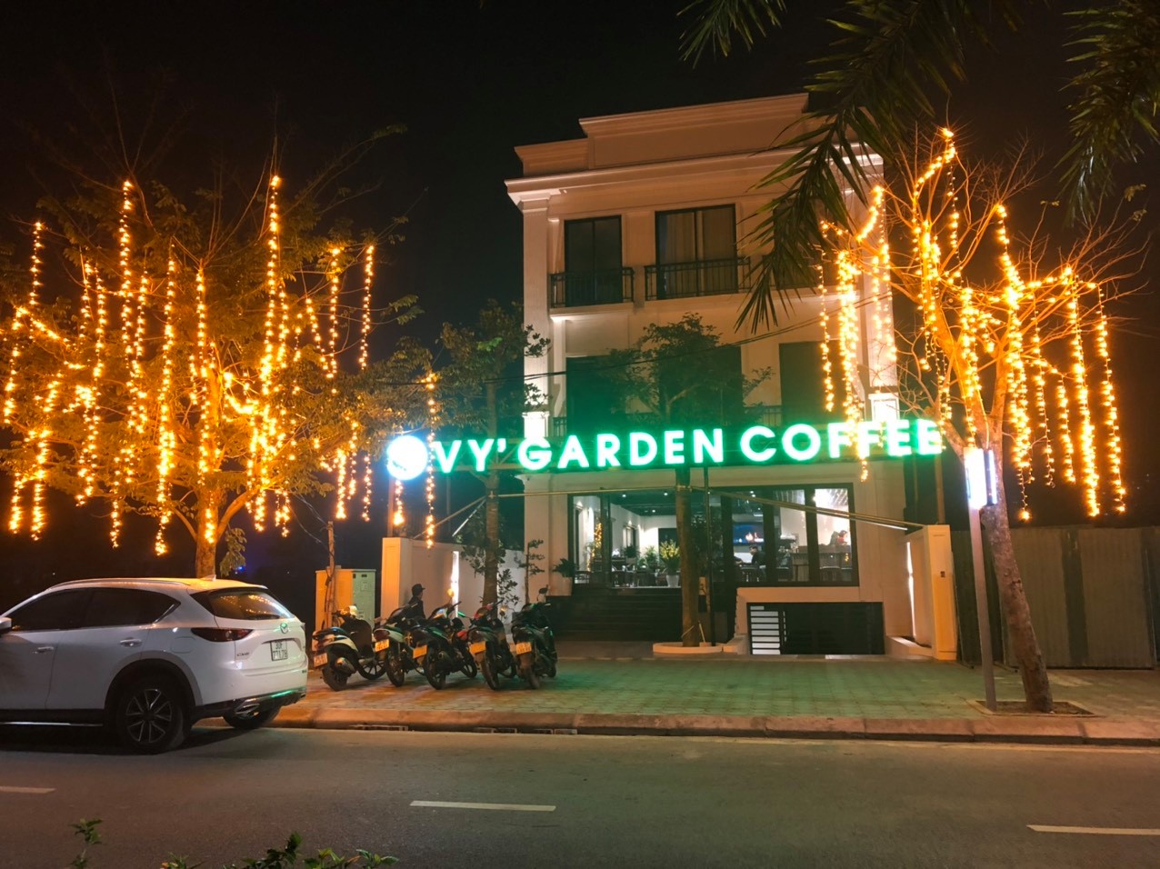 Quán cafe tại KĐT THanh Hà