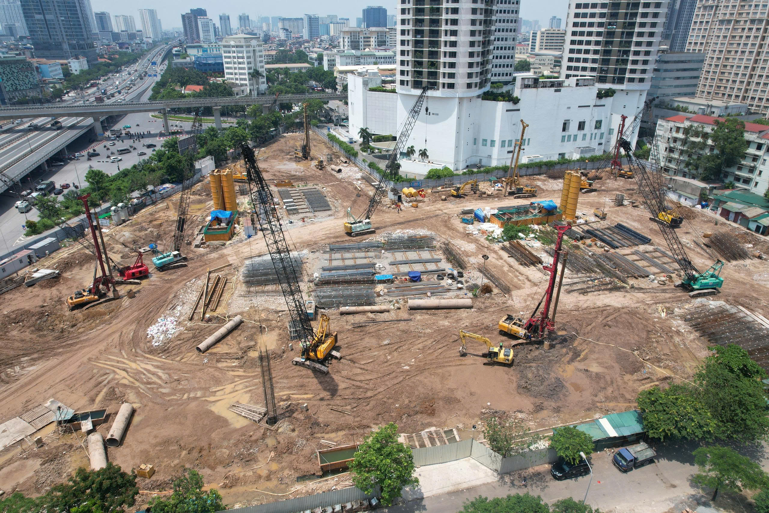 Tiến độ thi công Feliza Suite Cầu Giấy: Cam kết đúng hẹn – Kiến tạo niềm tin